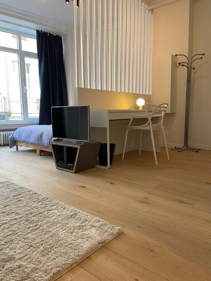 Studios Cosy Brussel Bagian luar foto
